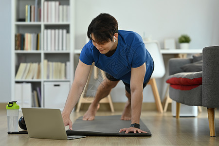 僵尸翻生 相关产品