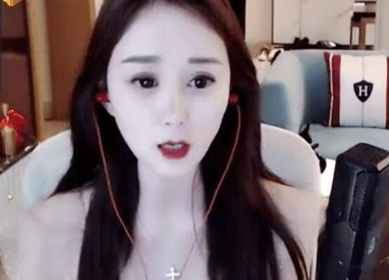 凋零在春天 产品图片