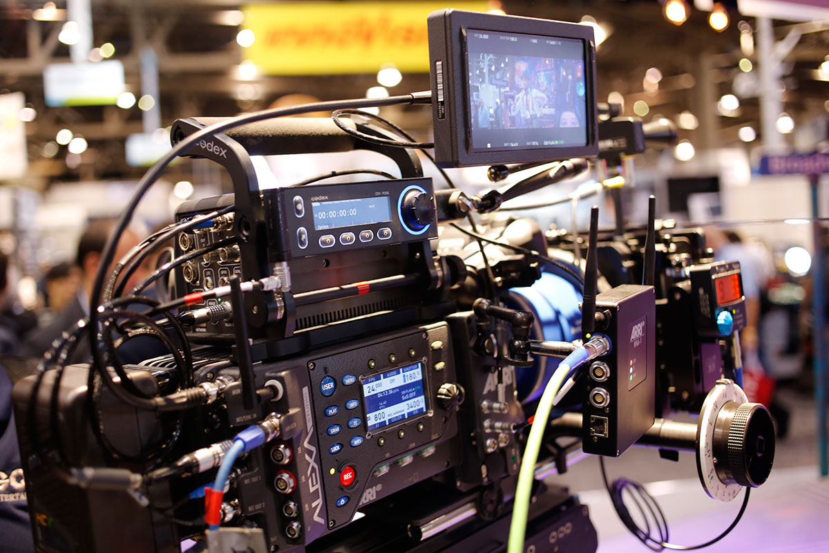 冰肤传说 相关产品