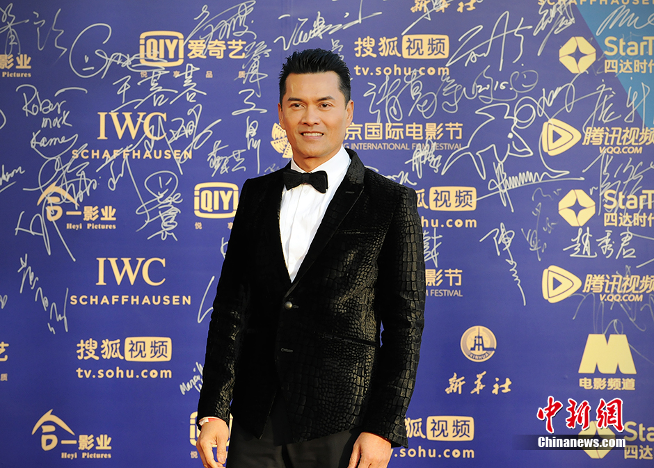 偷情先生 相关产品