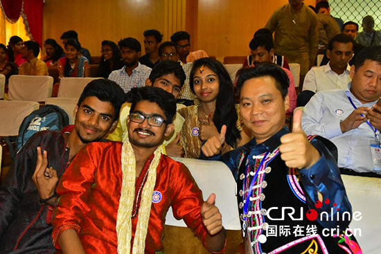 企鹅公路 相关产品