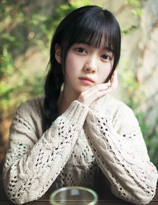 在巨大的洋葱之下 相关产品