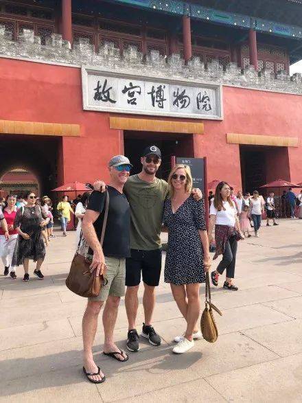 外出就餐 产品图片