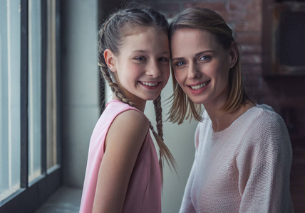 伤痛不会将我们拆散 相关产品